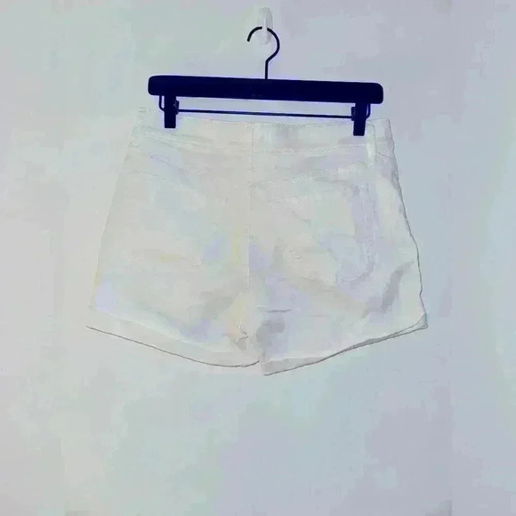 LOFT Stretch Mid Rise Denim Roll Shorts in White, Size 26 / Size 2, Worn Once - Picture 3 of 4